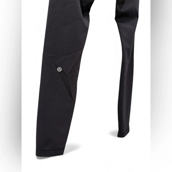 Lululemon Women’s Wunder Train High-Rise Tight 28" Size 6 - Ribbed - Picture 3 of 4